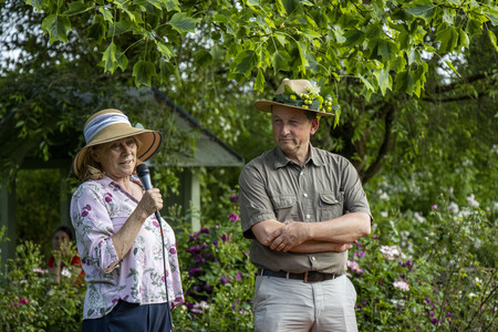 Breda Čopi-predsednica DLVS in Matjaž Mastnak-direktor Arboretuma foto Mateja Račevski